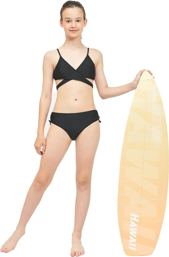 Teen Beachwear: Embracing the Bikini Culture插图