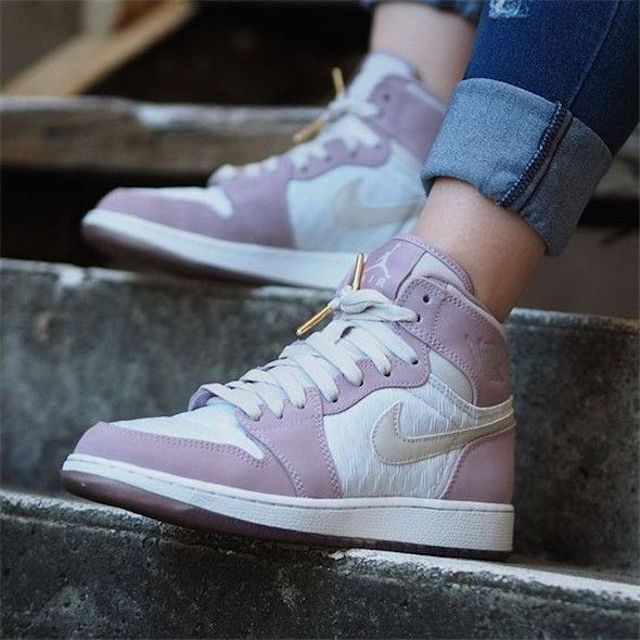 Nike high top sneakers for women